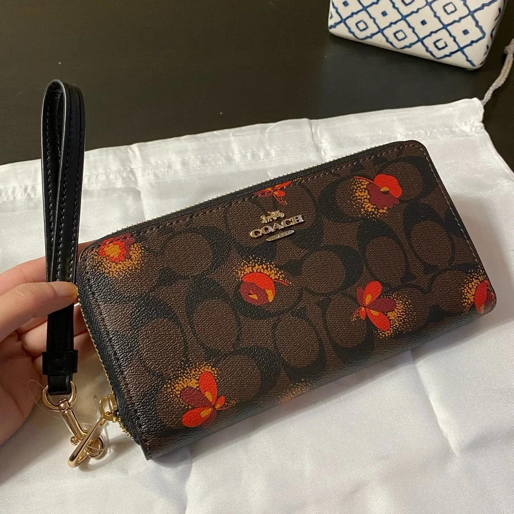 Coach LONG ZIP AROUND WALLET IN SIGNATURE CANVAS WITH POP FLORAL PRINT